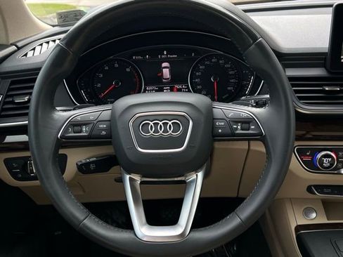 Used 2020 Audi Q5 2.0T Premium image 18