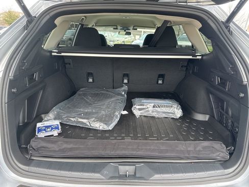 Used 2025 Subaru Outback Premium image 10