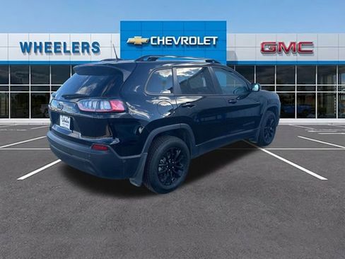 Used 2023 Jeep Cherokee Altitude Lux w/ Lux Elite Package image 6