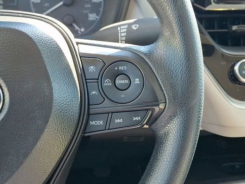 Certified 2025 Toyota Corolla LE w/ LE Premium Package FWD image 21