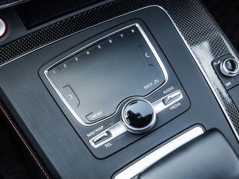 Used 2019 Audi SQ5 Premium Plus w/ Premium Plus Package image 21