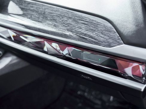 Used 2024 BMW 760i xDrive AWD/4WD image 41