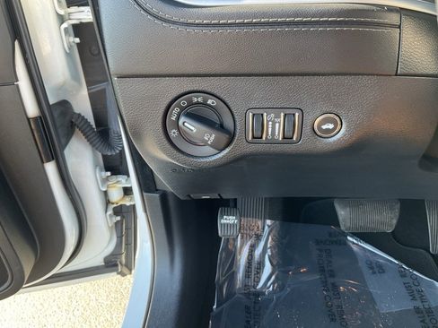 Used 2020 Dodge Charger R/T w/ Plus Group image 8