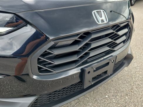 Used 2024 Honda HR-V Sport image 13