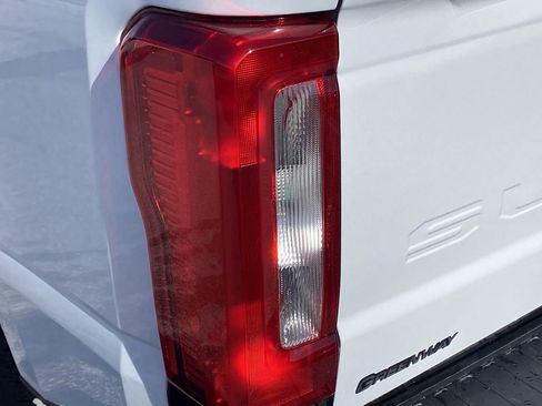 New 2026 Ford F250 XL w/ XL Chrome Package image 7