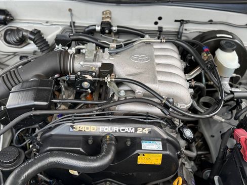 Used 2003 Toyota Tacoma PreRunner RWD image 4