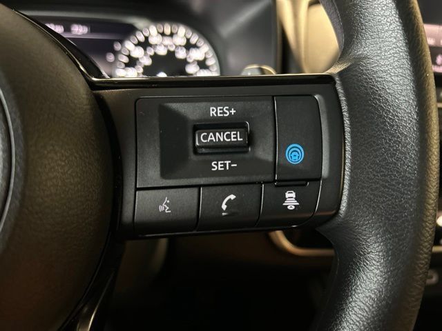 Used 2021 Nissan Rogue SV FWD image 70