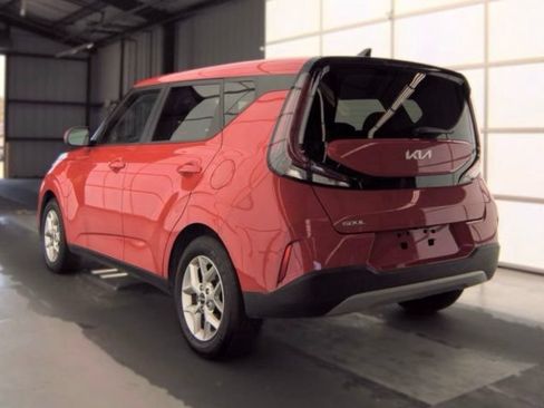 Certified 2024 Kia Soul LX w/ Option Group 015 FWD image 5