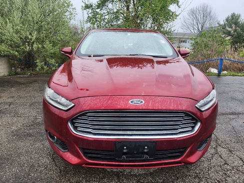 Used 2016 Ford Fusion SE w/ Equipment Group 202A image 4