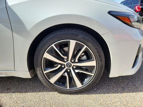 Used 2023 Nissan Maxima SV w/ Floor Mat Group image 9