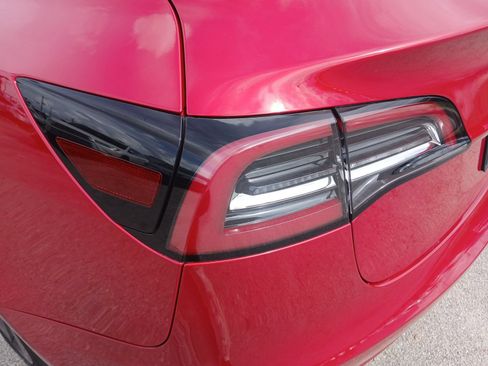 Used 2023 Tesla Model 3 Standard Range RWD image 13