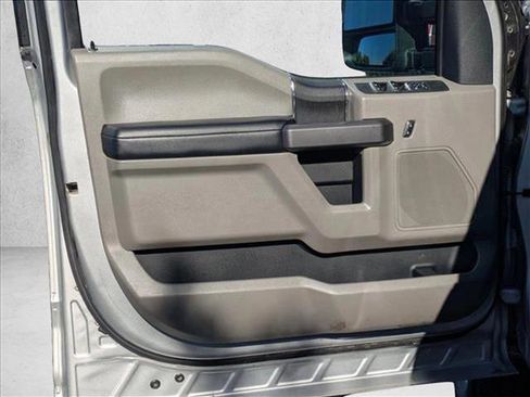 Used 2019 Ford F250 XLT w/ XLT Value Package image 25