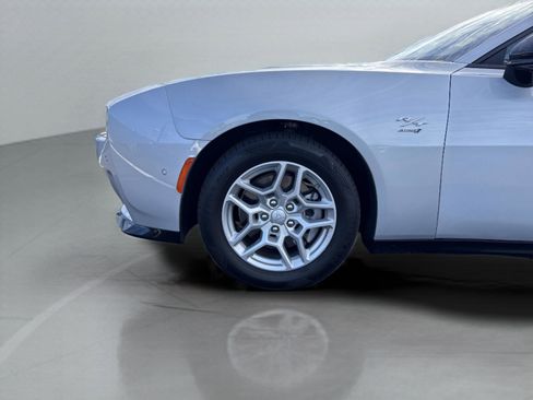 Used 2025 Dodge Charger R/T w/ Quick Order Package 25M R/T image 40