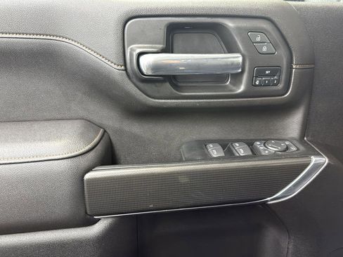 Used 2023 GMC Sierra 2500 AT4 w/ AT4 Premium Plus Package image 12