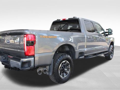 Used 2023 Ford F350 Lariat w/ Tremor Off-Road Package AWD/4WD image 17