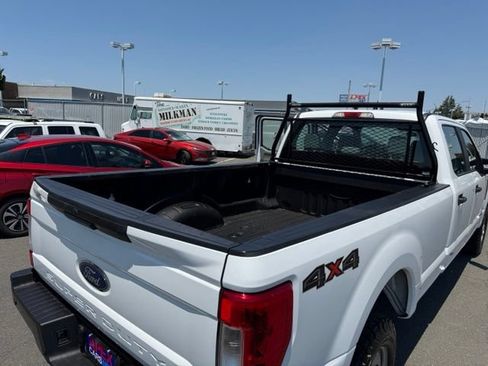 Used 2019 Ford F250 XL w/ Power Equipment Group AWD/4WD image 24