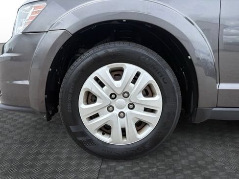 Used 2017 Dodge Journey SE w/ Flexible Seating Group FWD image 15