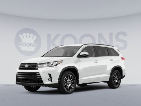 Used 2019 Toyota Highlander XLE w/ Carpet Mat Package (TMS) image 1