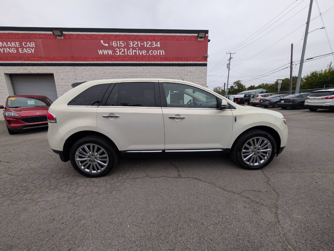Used 2013 Lincoln MKX AWD image 5