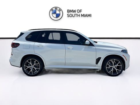 Used 2026 BMW X5 sDrive40i w/ M Sport Package RWD image 8