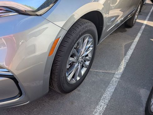 Used 2024 Buick Enclave Avenir w/ Avenir Technology Package FWD image 3