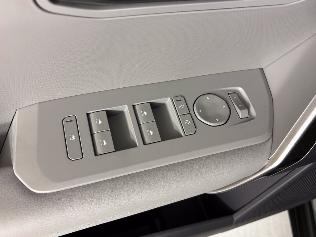 New 2027 Kia Seltos S FWD image 15