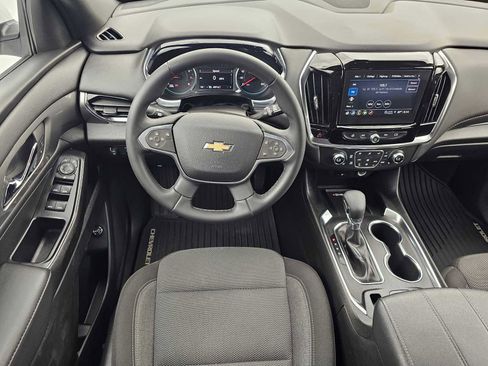 Used 2023 Chevrolet Traverse LT FWD image 20