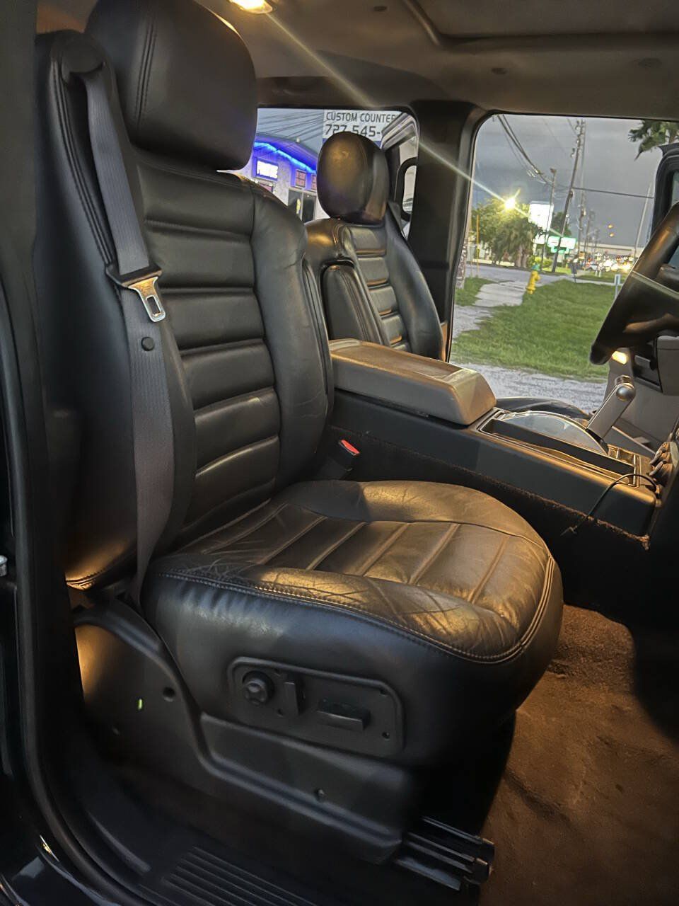Used 2006 HUMMER H2 SUT AWD/4WD image 6