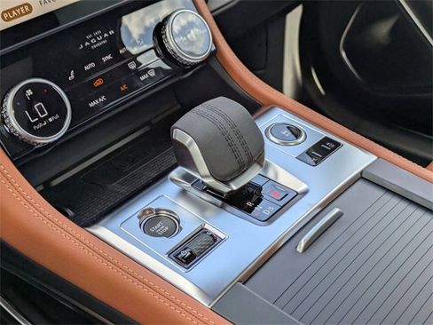 New 2026 Jaguar F-PACE R-Dynamic S image 9