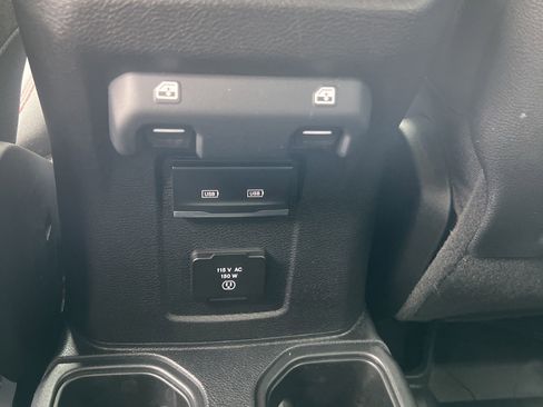 Used 2021 Jeep Wrangler Unlimited Rubicon AWD/4WD image 21