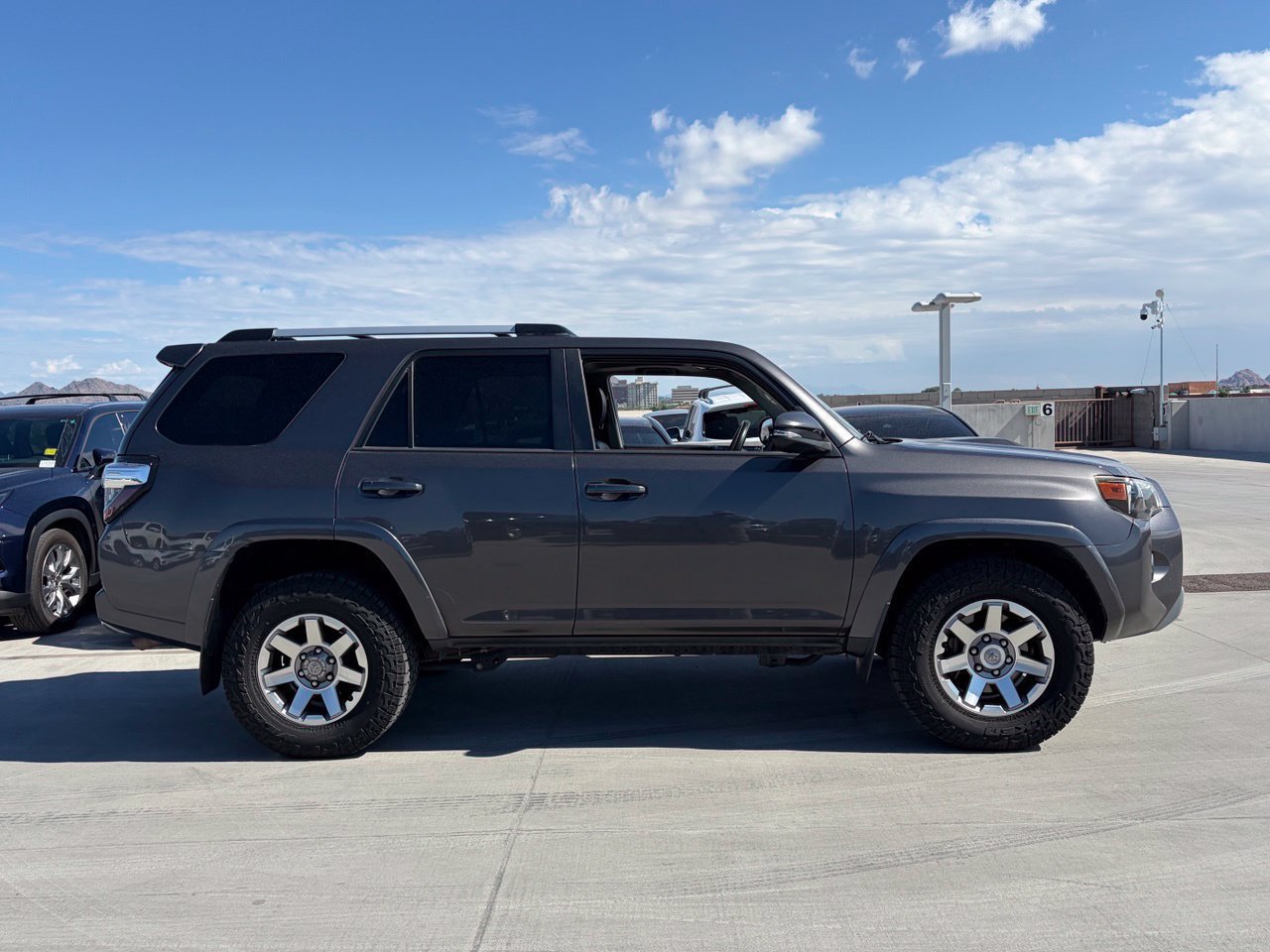 Used 2016 Toyota 4Runner Trail Premium w/ Four Season Floor Mat Package AWD/4WD image 3
