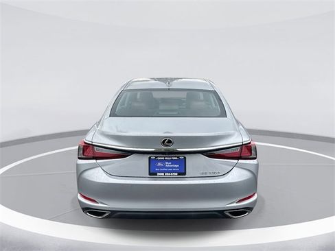 Used 2021 Lexus ES 350 w/ Premium Package image 6