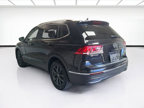 Used 2022 Volkswagen Tiguan SE FWD image 6