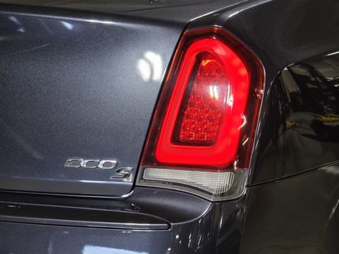 Used 2015 Chrysler 300 S image 12