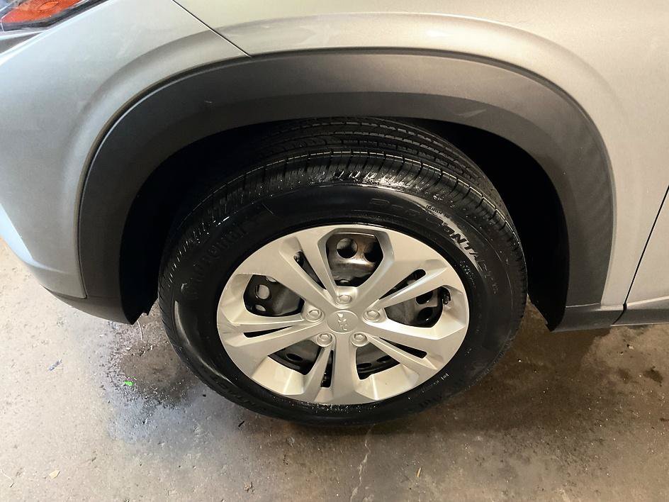 Used 2024 Chevrolet Trax LS FWD image 27