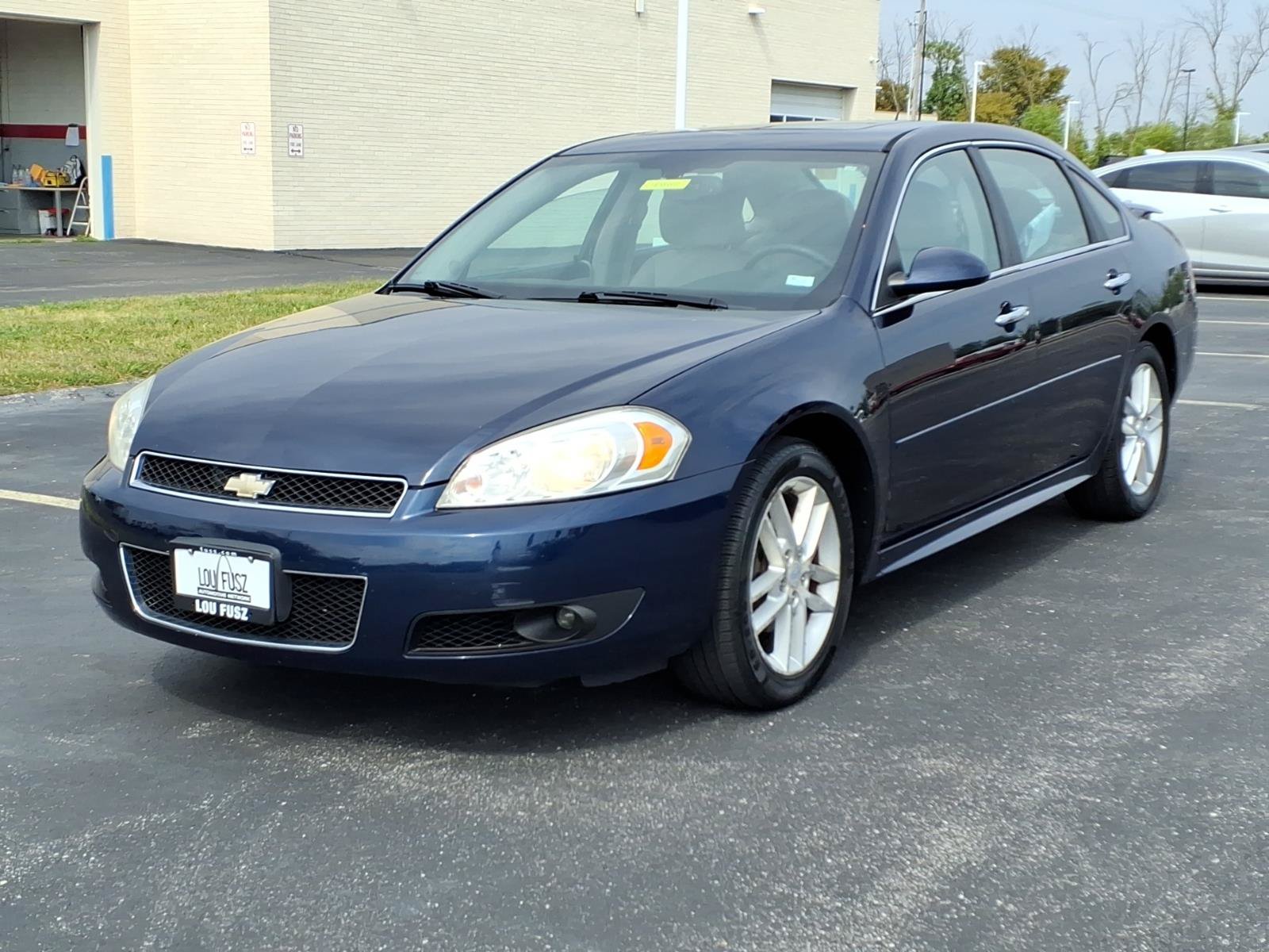 Used 2012 Chevrolet Impala LTZ FWD image 2