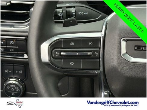 Certified 2025 GMC Yukon Denali AWD/4WD image 12