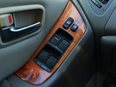 Used 2001 Lexus RX 300 4DR AWD image 19