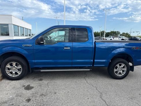 Used 2017 Ford F150 XLT w/ Equipment Group 302A Luxury AWD/4WD image 4
