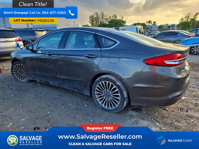 Used 2017 Ford Fusion SE w/ Fusion SE Technology Package FWD image 3