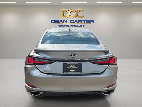 Used 2019 Lexus ES 350 F Sport w/ Accessory Package FWD image 4