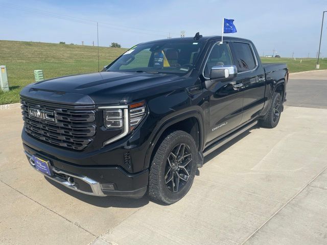 Used 2022 GMC Sierra 1500 Denali Ultimate AWD/4WD image 10
