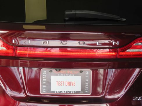 Used 2018 Lincoln MKC Reserve w/ Lincoln MKC Climate Package image 63