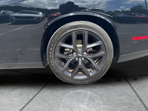 Used 2022 Dodge Challenger GT w/ Plus Package RWD image 21