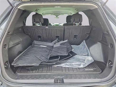 Used 2019 Chevrolet Equinox LT w/ LPO, Floor Liner Package image 29
