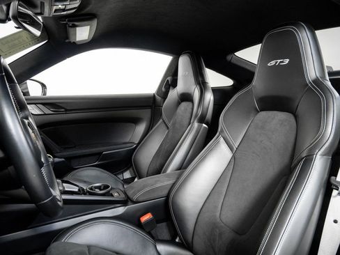 Certified 2023 Porsche 911 GT3 image 5