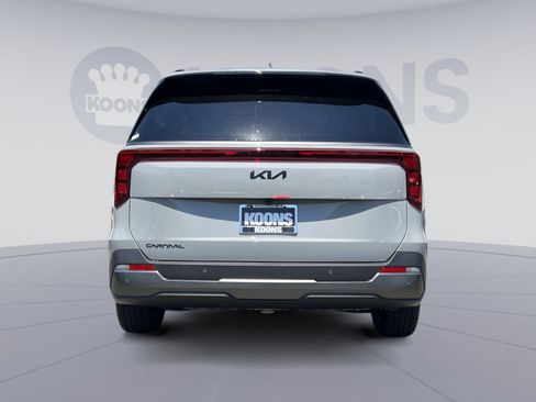 New 2026 Kia Carnival SX FWD image 5