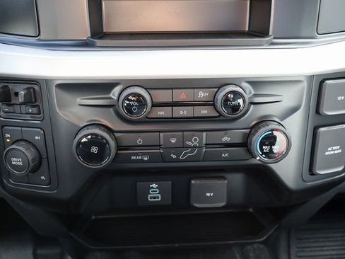 New 2026 Ford F550 4x4 Supercab Super Duty image 8