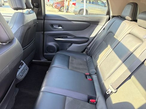 Used 2023 Nissan Ariya FWD image 34