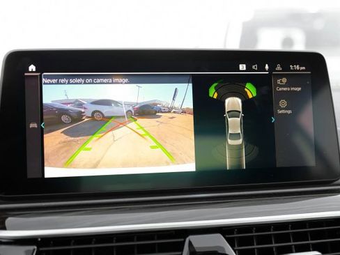 Used 2023 BMW 530e image 32